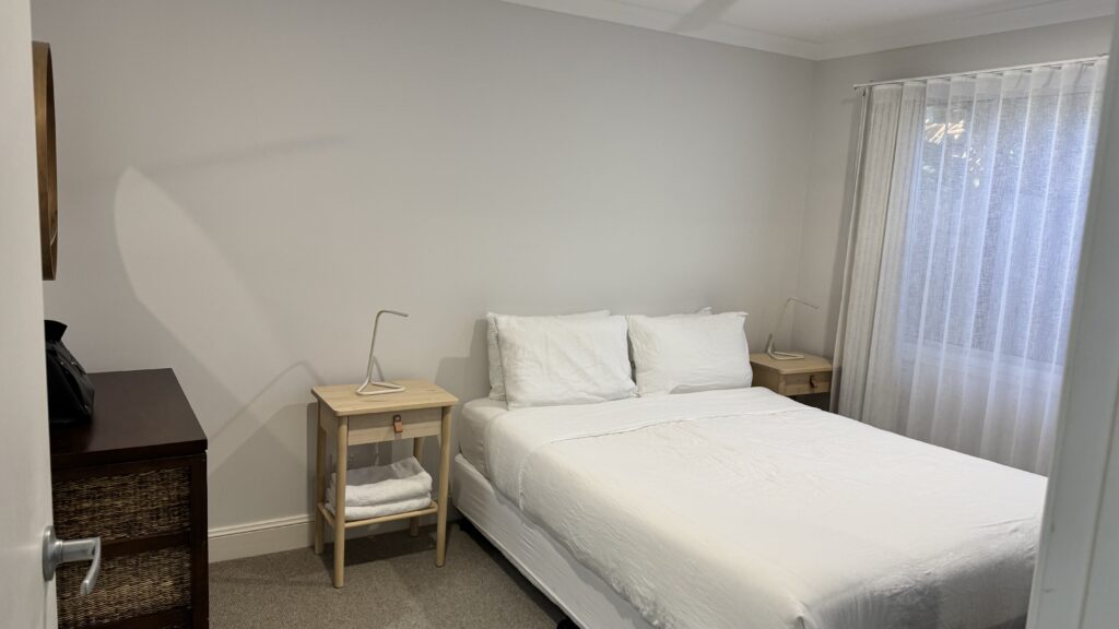 gay accommodation yamba